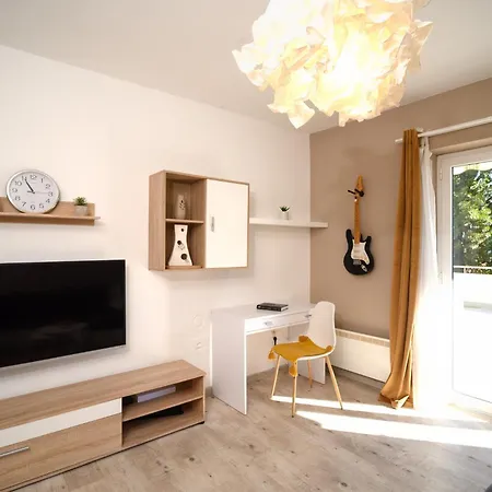 Mare E Monti Apartment